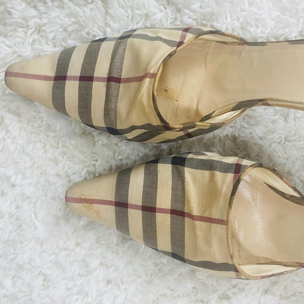 Authentic Burberry - Picture 2 of 9